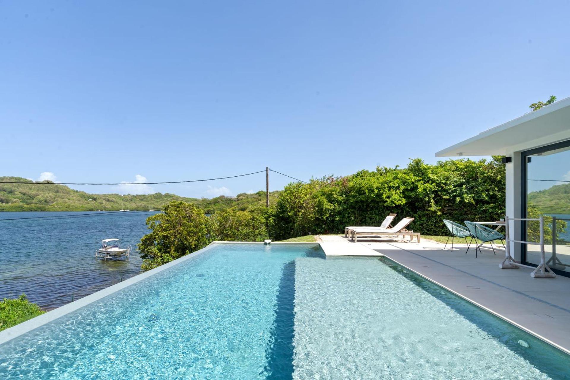 Villa Pantone Le Robert Exterior photo